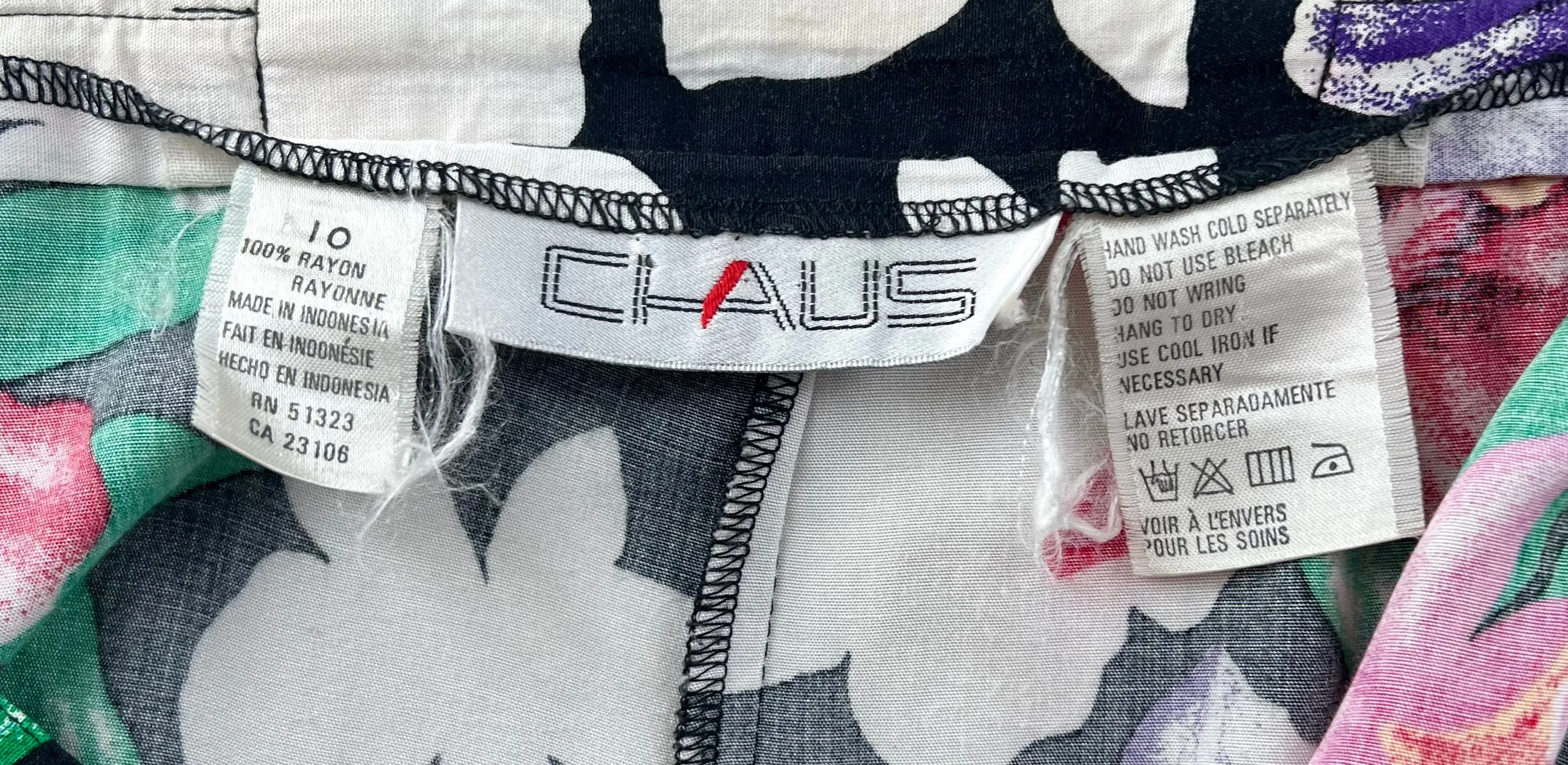 90’s Black With White And Multicolor Flower Print Skirt By Claus