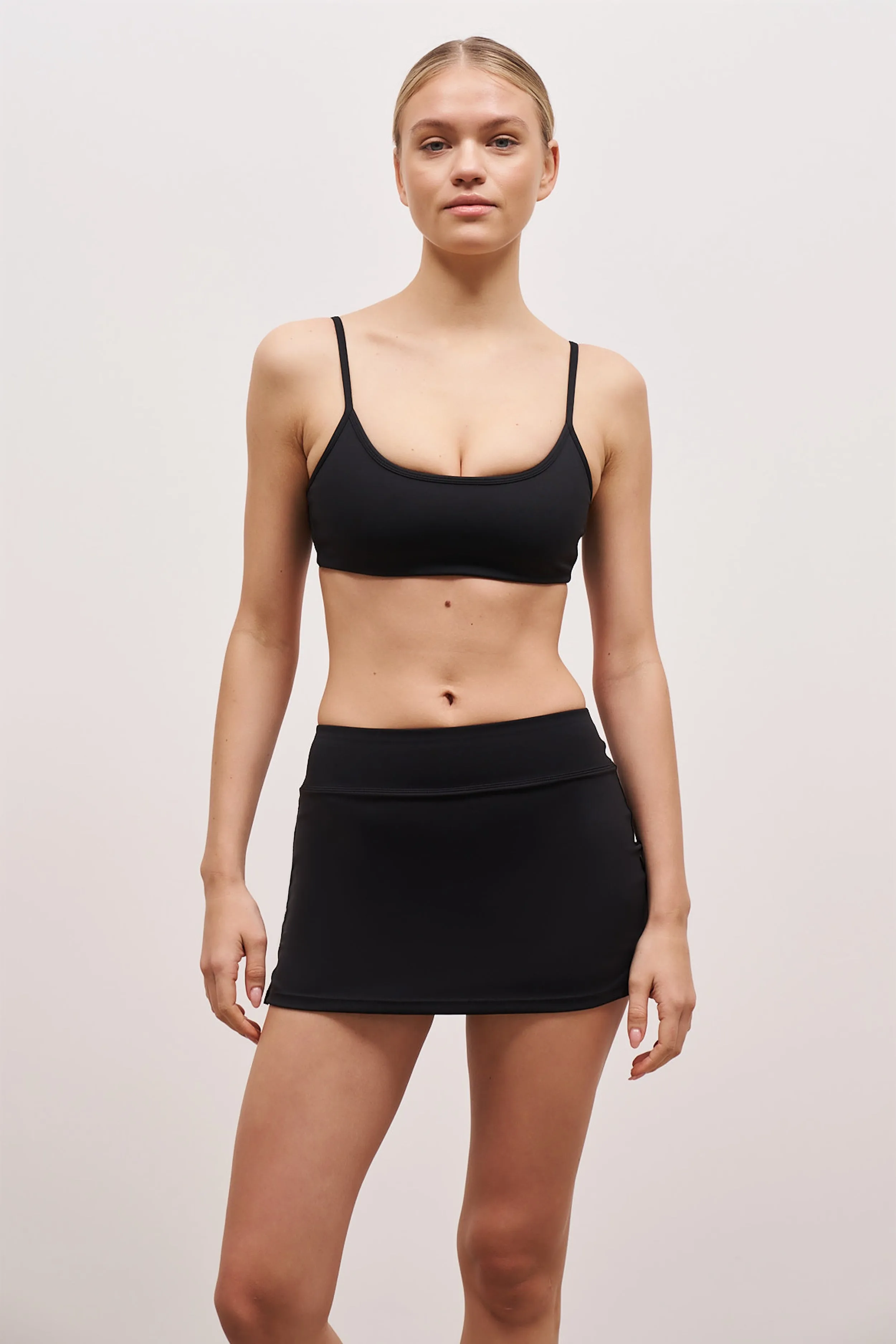 Base Sculpting Tennis Skort - Black