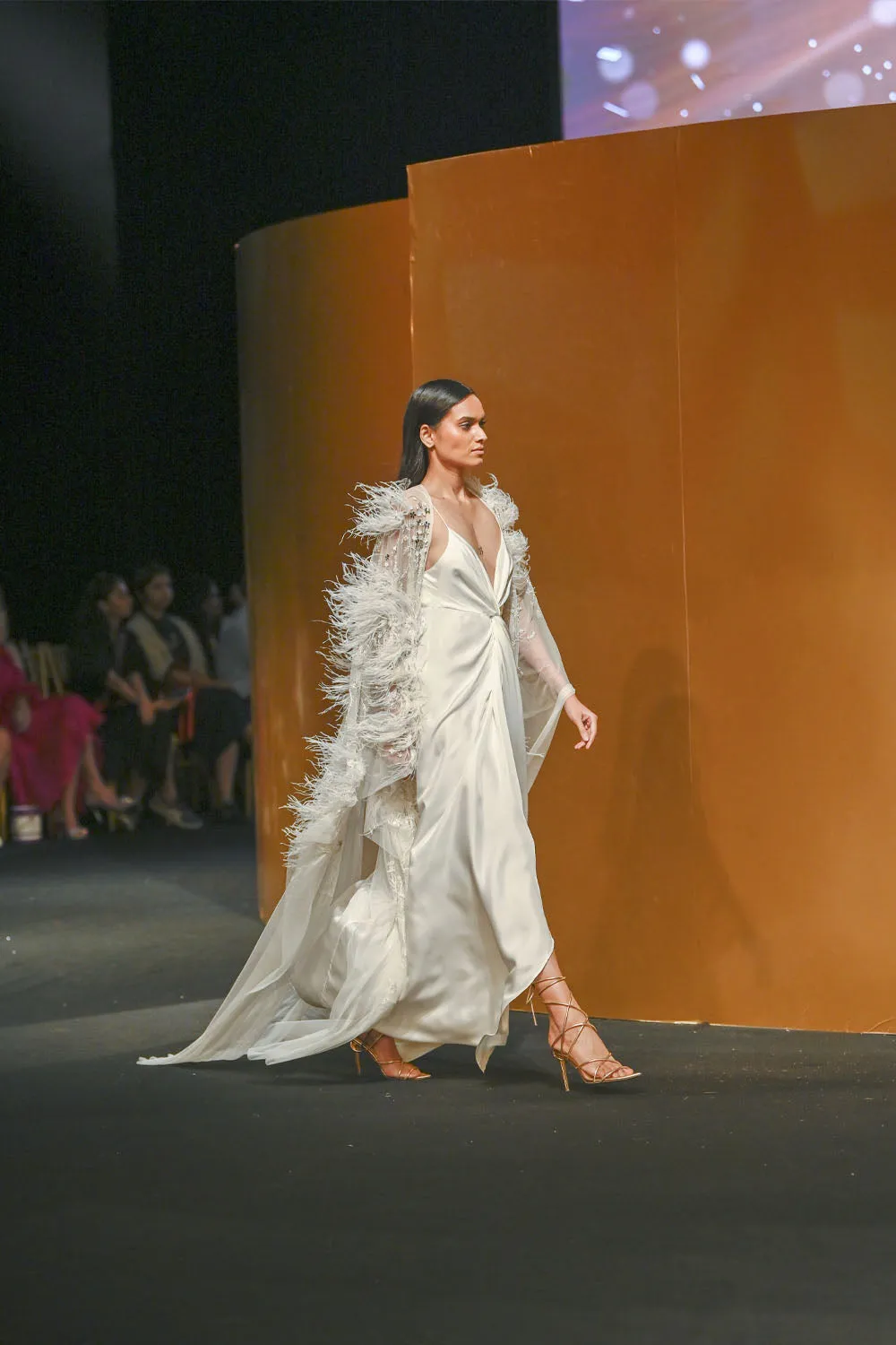Beaut Dress With Cape