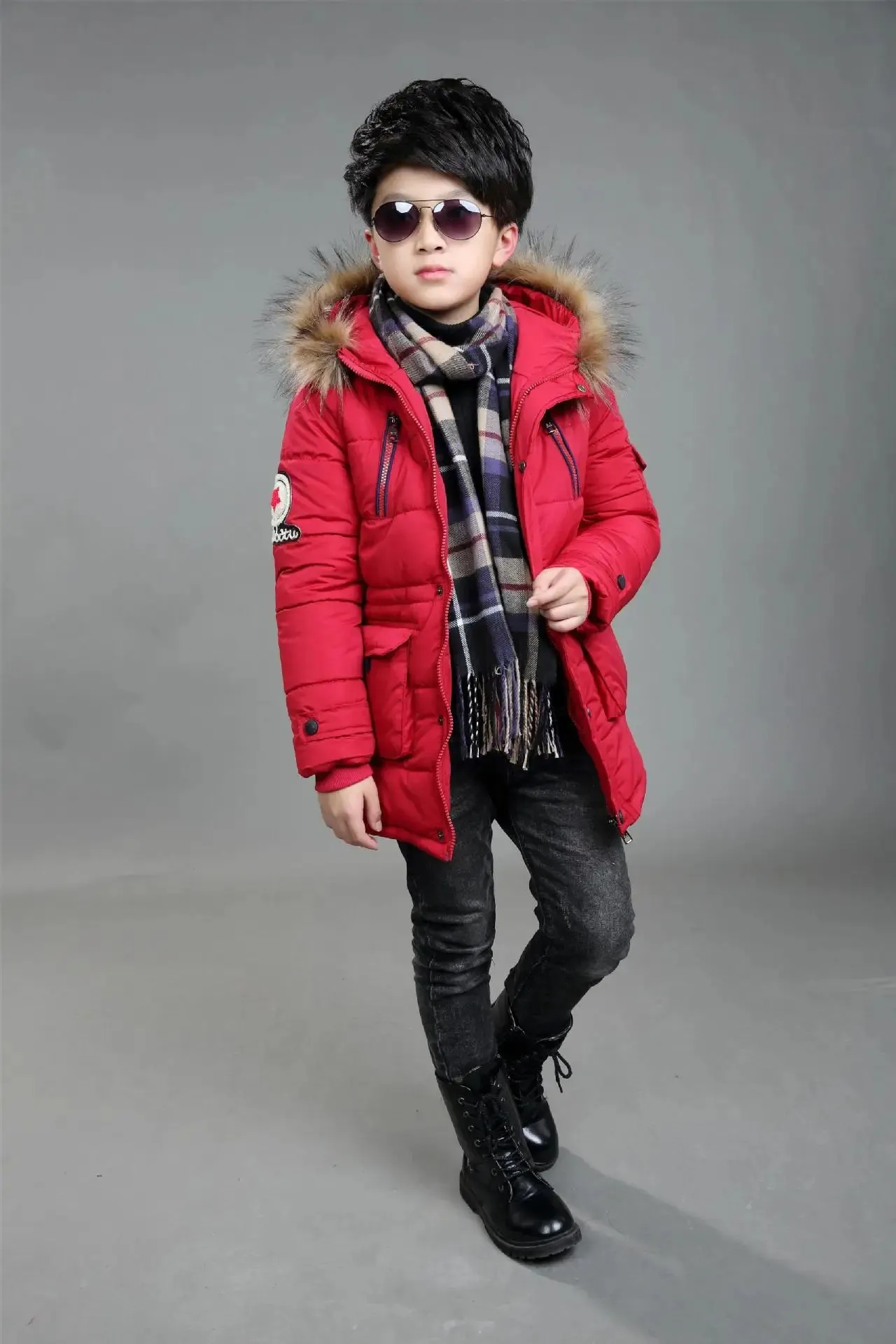 Children's winter boy's padded coat Korean version of down cotton medium length five-pointed star padded coat