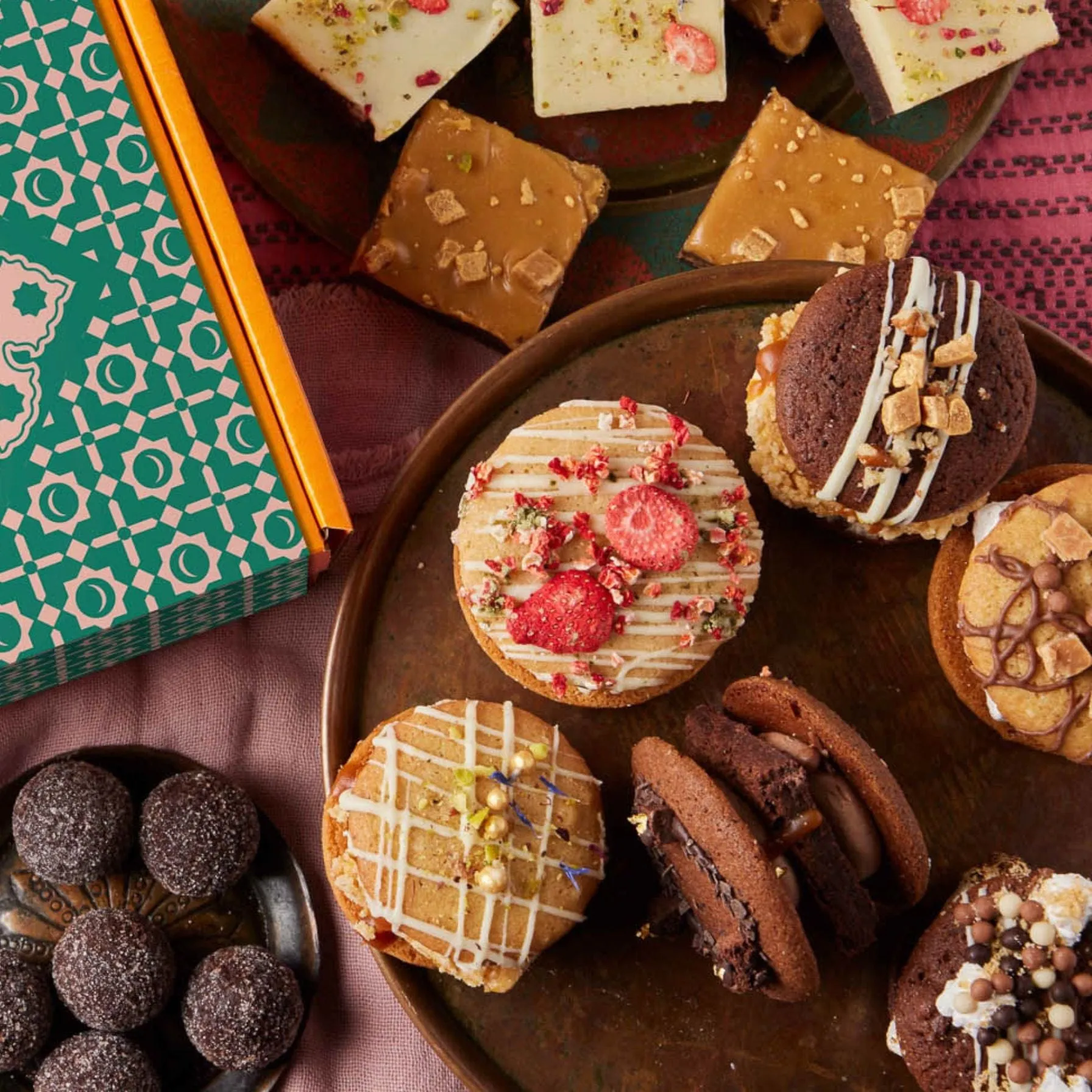 Eid Mubarak Biskie Box