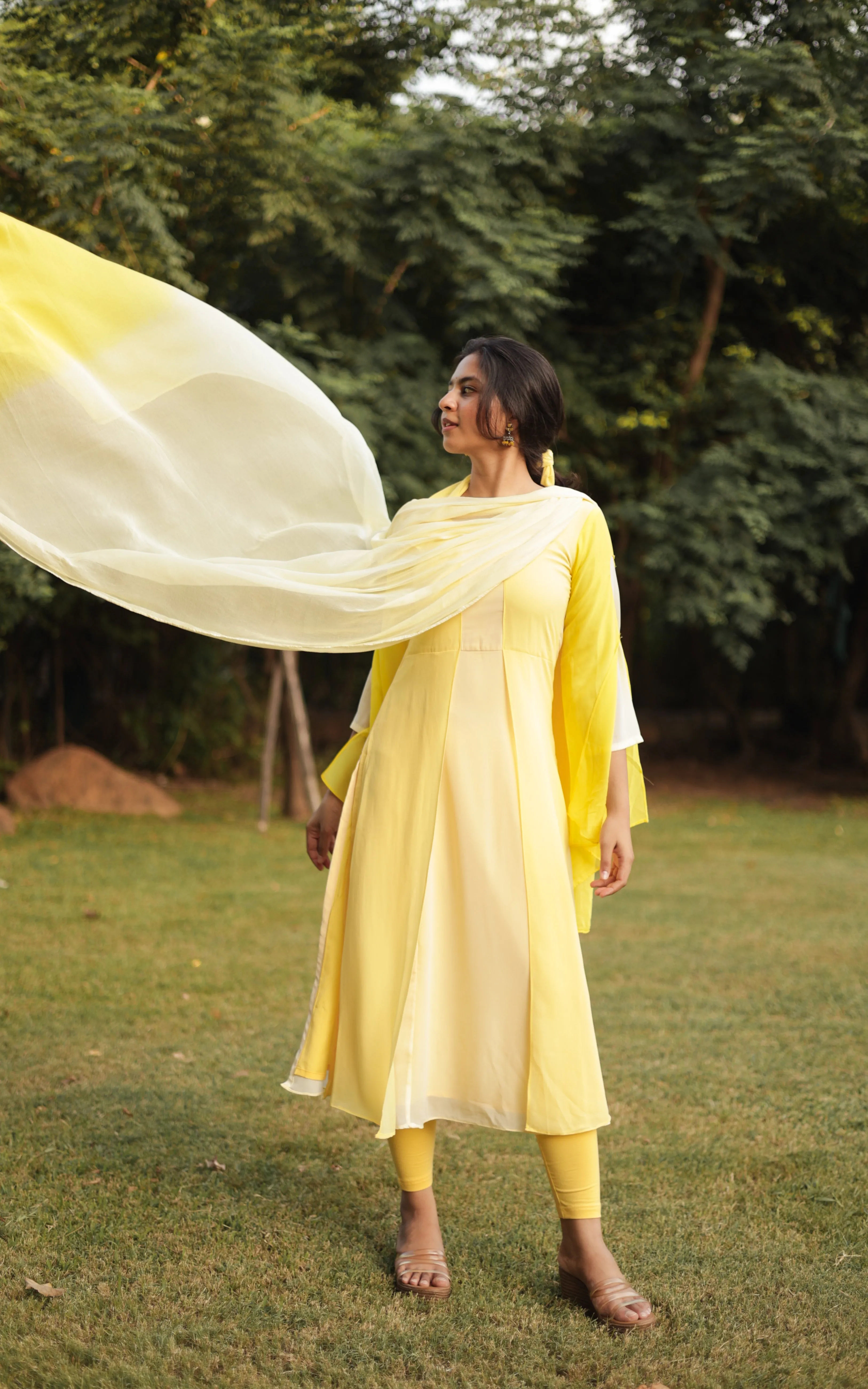Munbe Vaa Yellow (Kurti Dupatta)