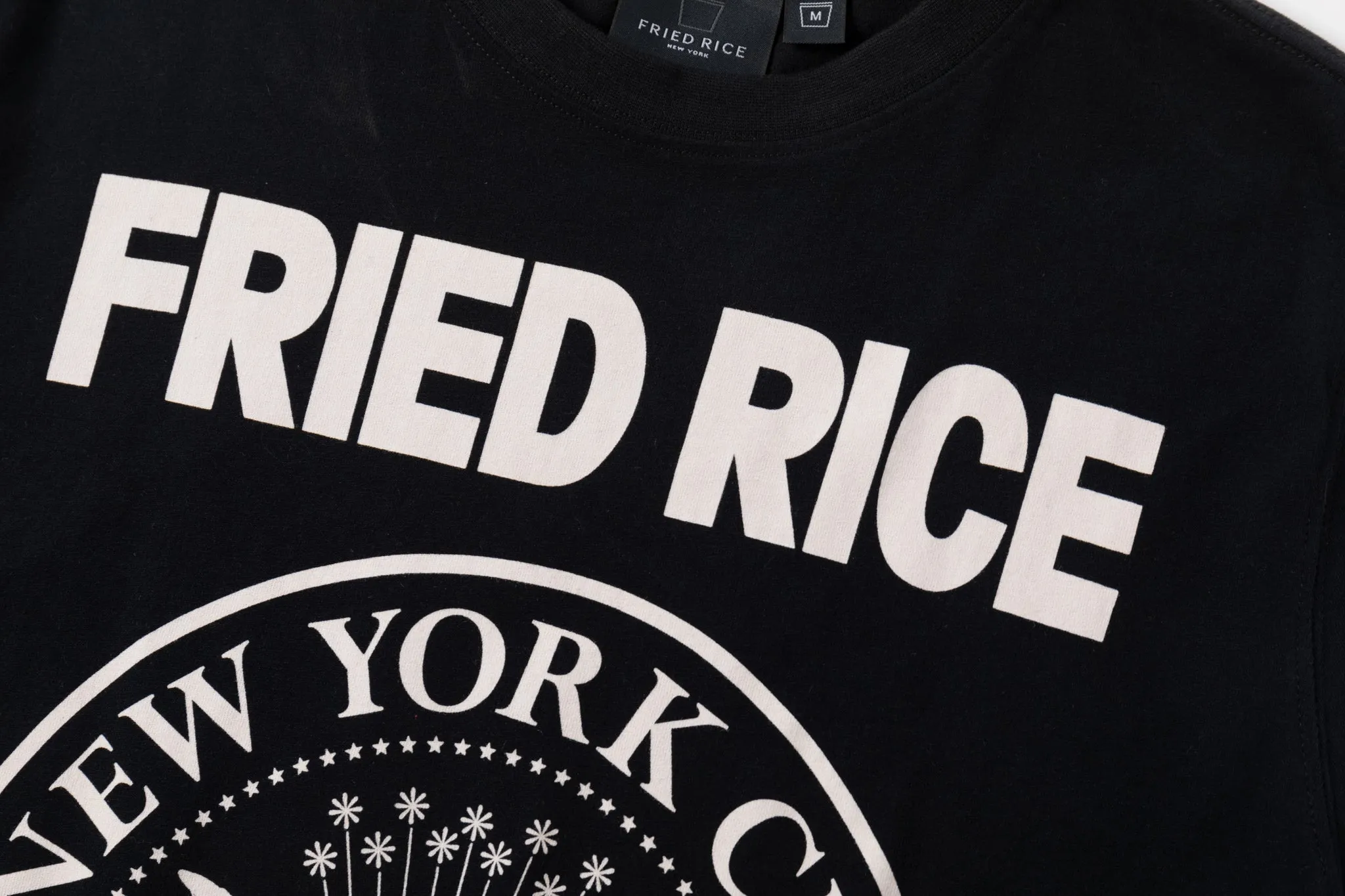 Presidential Seal Tee - Black