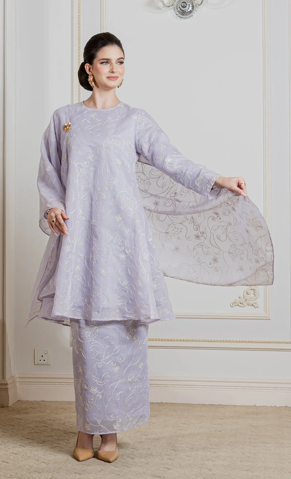 Stellar Kurung in Frosty Lilac