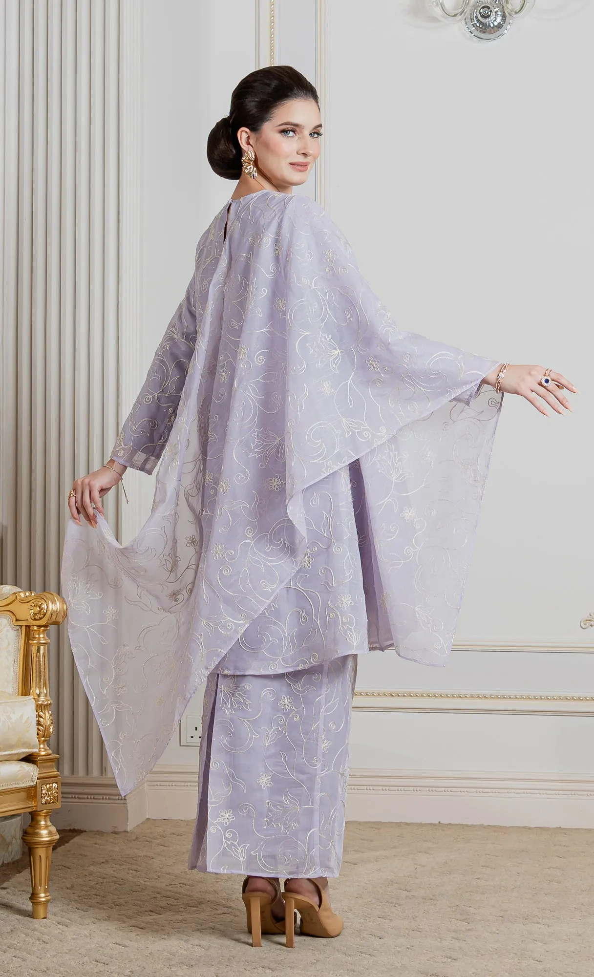 Stellar Kurung in Frosty Lilac