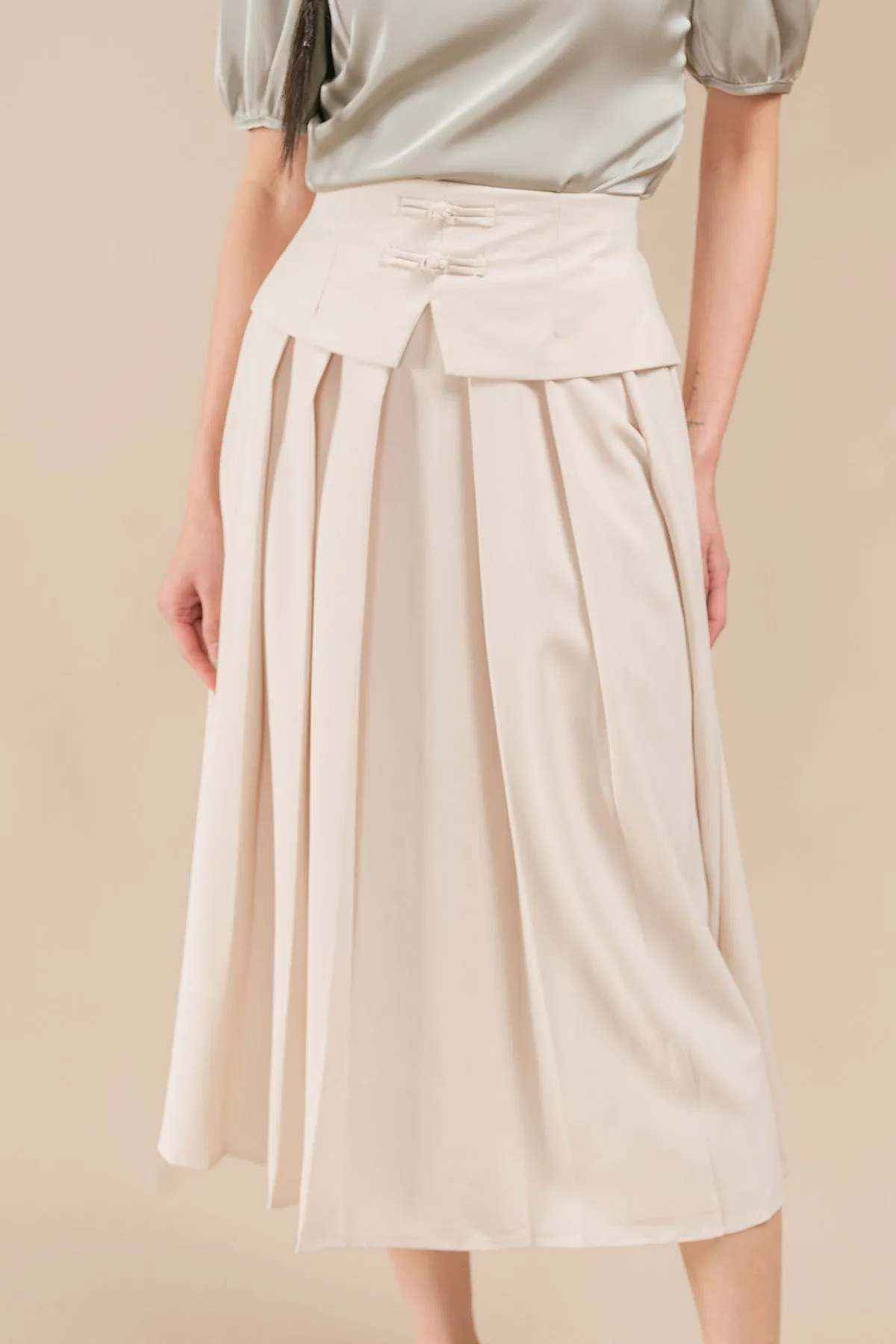 Yuline Chinese Knot Layered Maxi Pleated Skirt